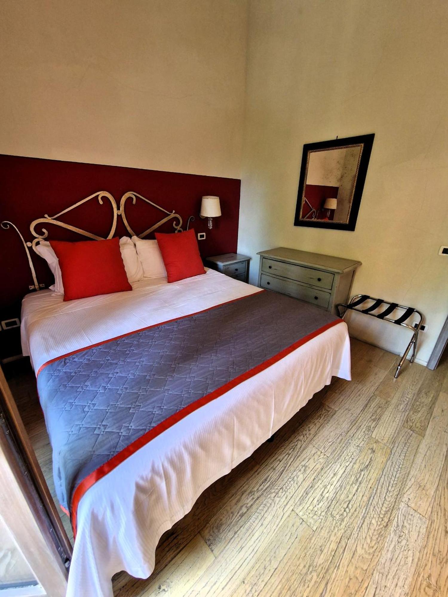 Borgo Dolciano Villa Chiusi Exterior photo